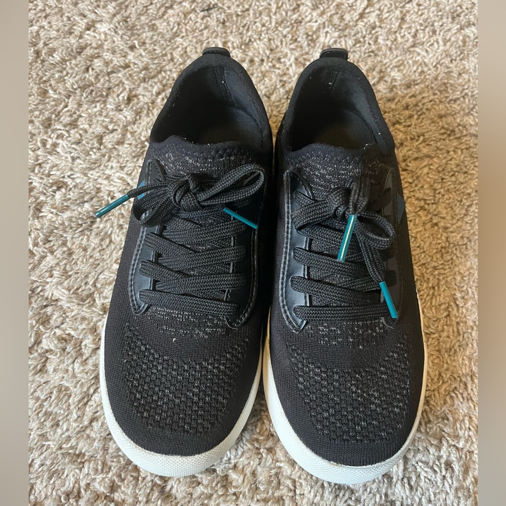 Vessi shoes, women’s 5, youth size 4